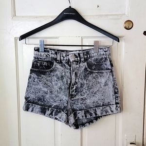 American Apparel Highwaist Shorts